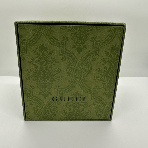 Gucci G-Timeless Automatic Watch 38MM with Bees - Picture 10 of 10